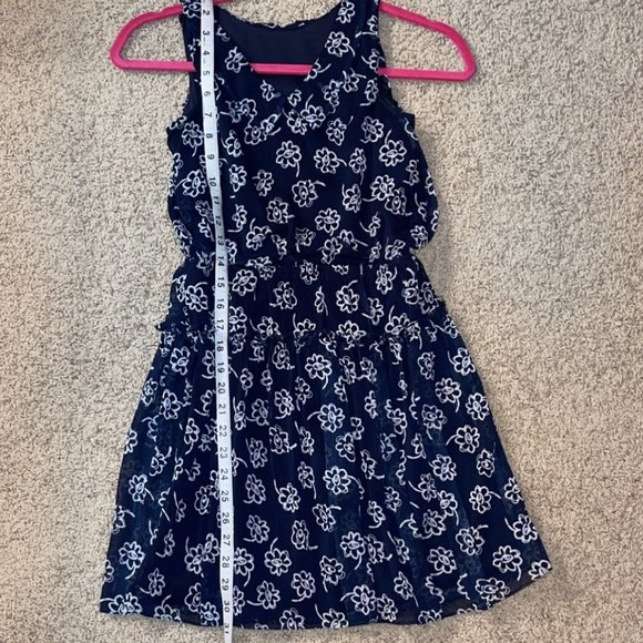 David Charles Navy Dress with White Flowers Size 12 years - Picture 6 of 7